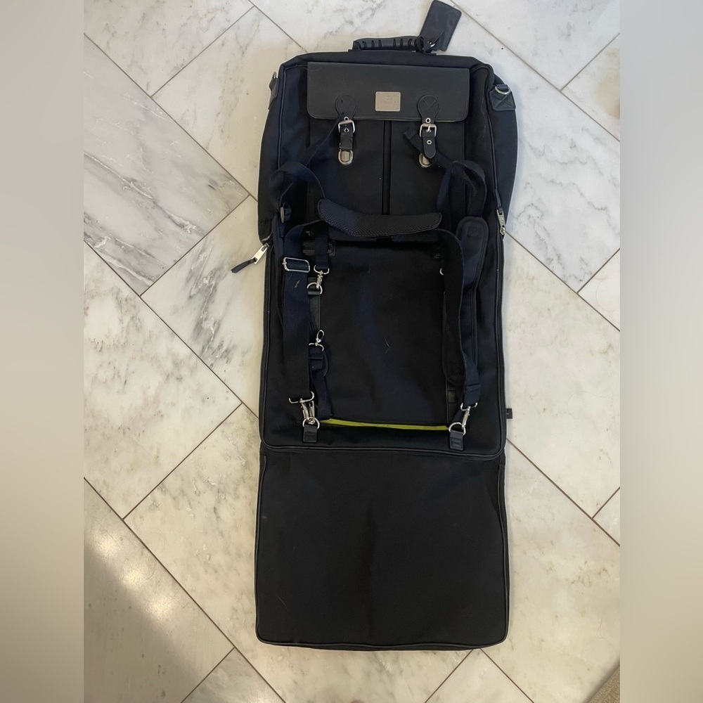 Ossington NY convertible folding garment travel bag shoulder back & hand straps - Picture 11 of 15